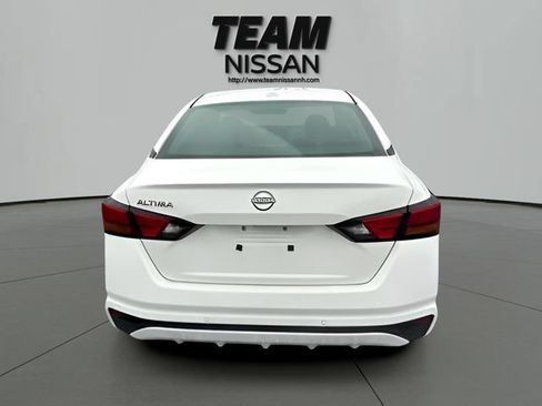 Certified 2025 Nissan Altima 2.5 S FWD image 30