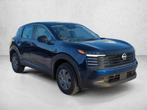 Used 2025 Nissan Kicks S FWD image 3