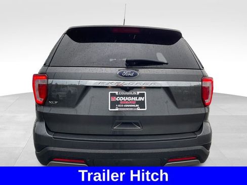 Used 2019 Ford Explorer XLT w/ Equipment Group 202A FWD image 4