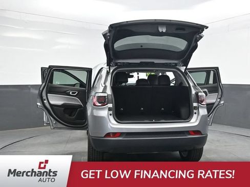 Used 2022 Jeep Compass Latitude AWD/4WD image 56