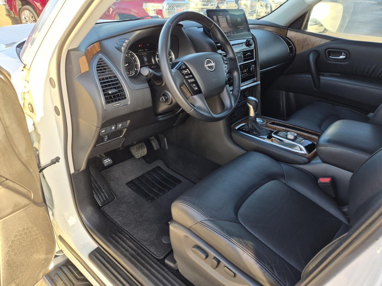 Used 2023 Nissan Armada SL RWD image 11
