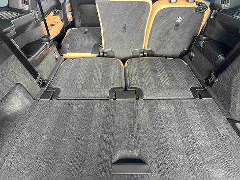 Certified 2025 Volvo XC90 T8 Ultra w/ Protection Package Premier AWD/4WD image 20