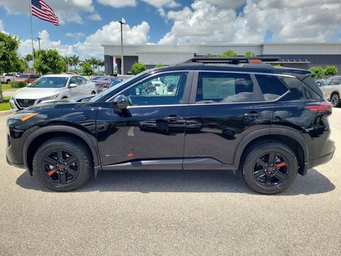 Used 2025 Nissan Rogue SV w/ Rock Creek Premium Package AWD/4WD image 7