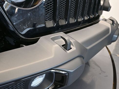 Used 2022 Jeep Wrangler Unlimited Sport image 52