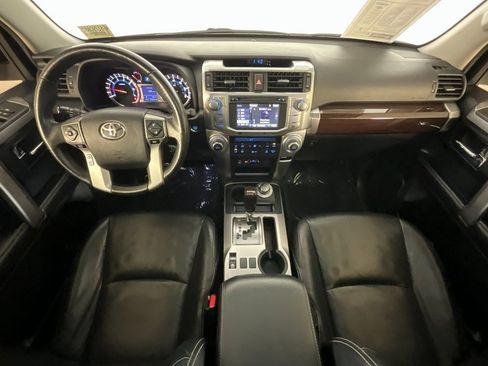 Used 2014 Toyota 4Runner Limited image 10