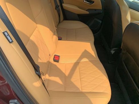 Used 2022 Nissan Sentra SV w/ SV Premium Package FWD image 15