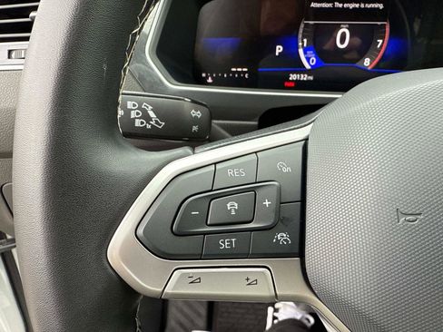 Used 2024 Volkswagen Tiguan S image 30