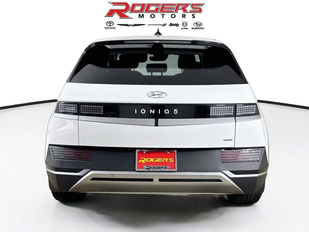 Used 2024 Hyundai Ioniq 5 SEL AWD/4WD image 12