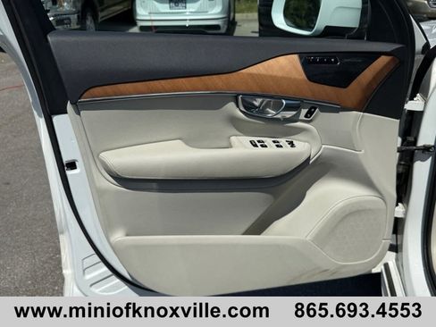 Used 2021 Volvo XC90 T8 Inscription Expression w/ Climate Package AWD/4WD image 15