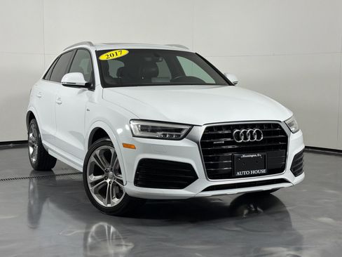 Used 2017 Audi Q3 2.0T Prestige w/ Prestige Package AWD/4WD image 2