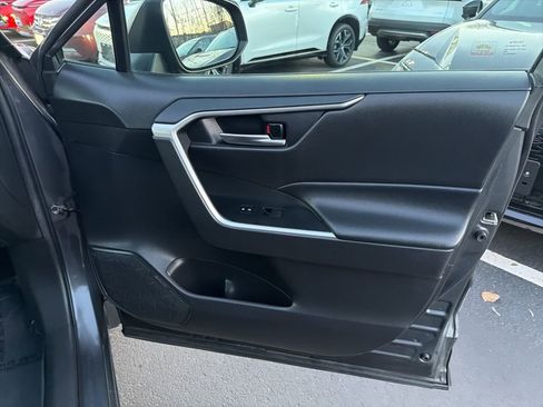 Certified 2021 Toyota RAV4 XLE w/ Convenience Package image 9