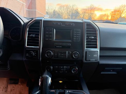 Used 2015 Ford F150 XLT w/ Equipment Group 301A Mid image 29