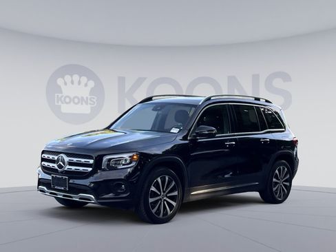 Used 2022 Mercedes-Benz GLB 250 4MATIC w/ Premium Package Lite image 5