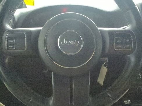 Used 2012 Jeep Wrangler Unlimited Sport AWD/4WD image 11