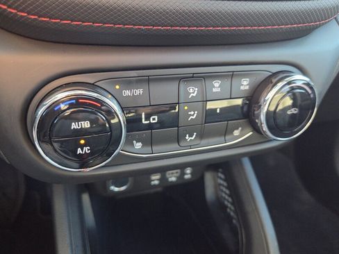 Used 2023 Chevrolet TrailBlazer RS w/ Sun and Liftgate Package image 19