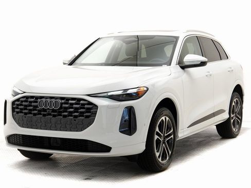 New 2025 Audi Q5 Premium image 26