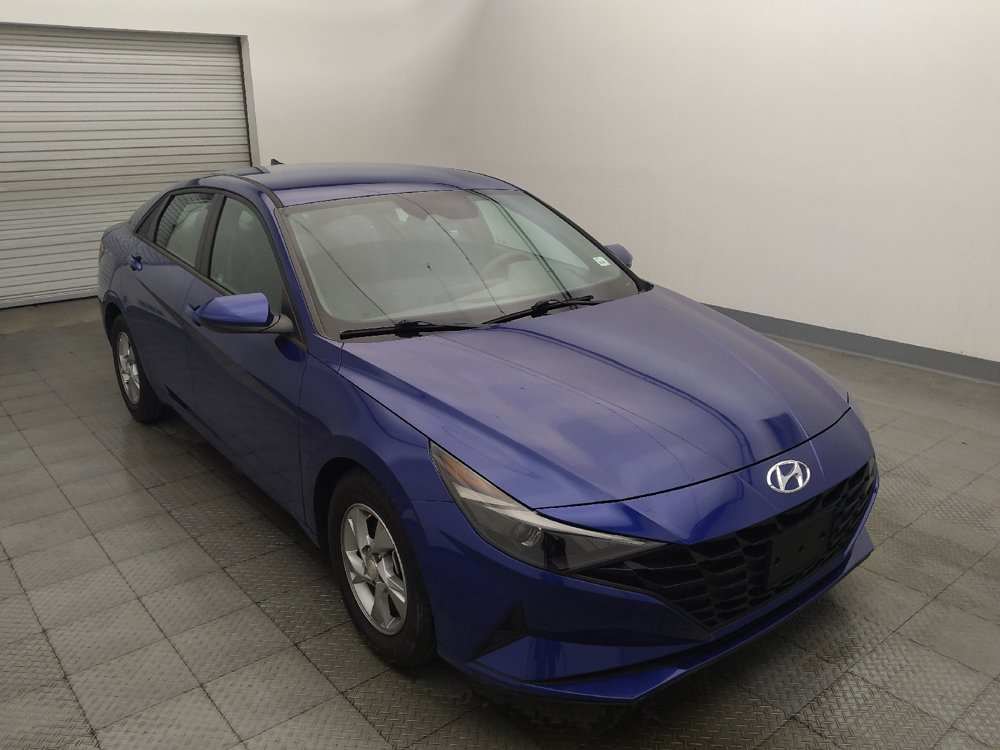 Used 2021 Hyundai Elantra SE FWD image 13