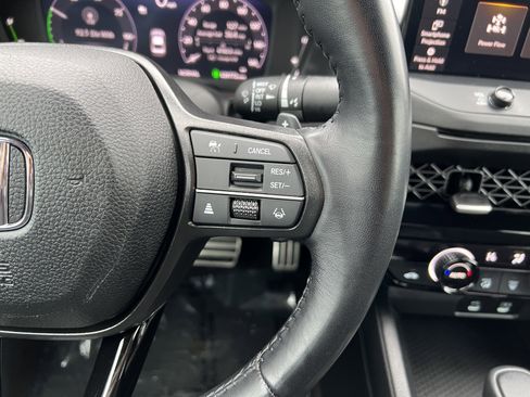 Used 2024 Honda Accord Sport image 27