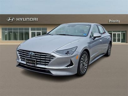 Used 2023 Hyundai Sonata Limited w/ Cargo Package