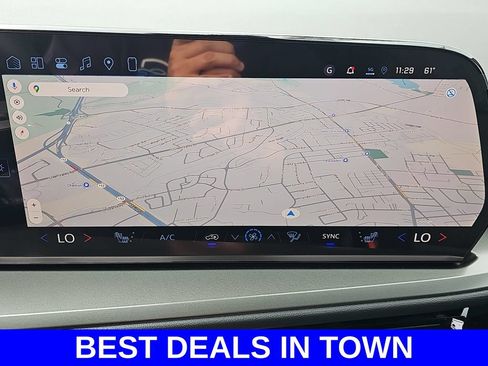 New 2026 Chevrolet Traverse LT w/ Midnight/Sport Edition FWD image 24