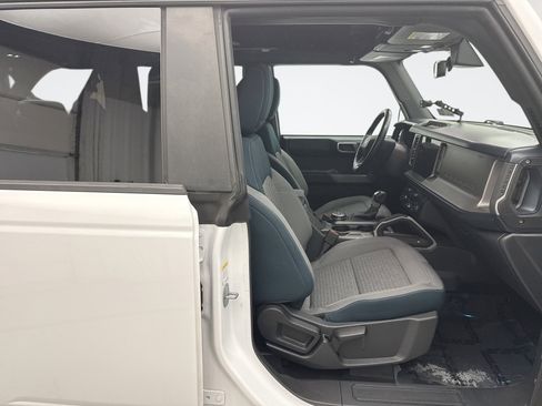 Used 2023 Ford Bronco Outer Banks image 17