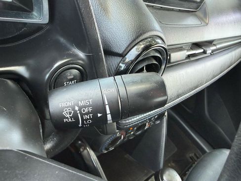 Used 2017 Toyota Yaris iA FWD image 23