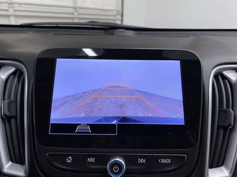 Used 2023 Chevrolet Malibu LT image 25