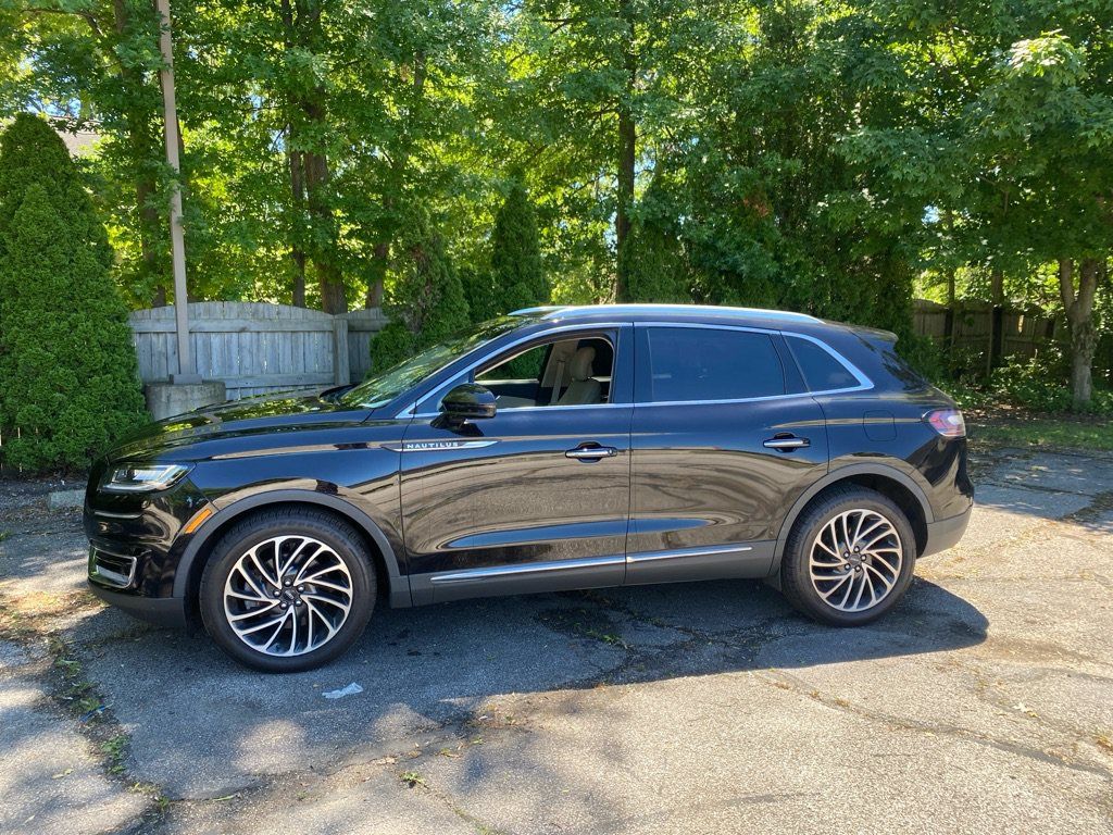 Used 2019 Lincoln Nautilus Reserve AWD/4WD image 2