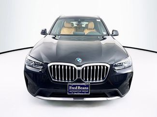Used 2022 BMW X3 xDrive30i w/ Premium Package 2 (ZPA) video 2