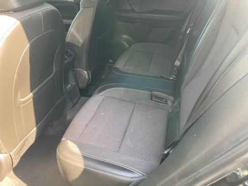 Used 2021 Buick Envision Preferred AWD/4WD image 32