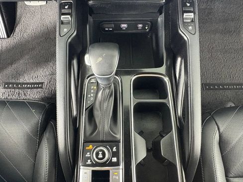 Used 2024 Kia Telluride SX Prestige X-Pro AWD/4WD image 24