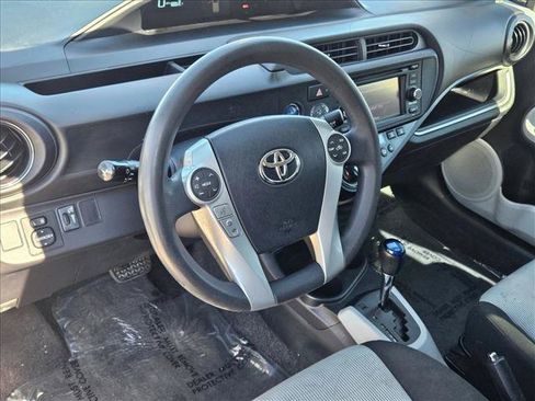 Used 2014 Toyota Prius C Three FWD image 10