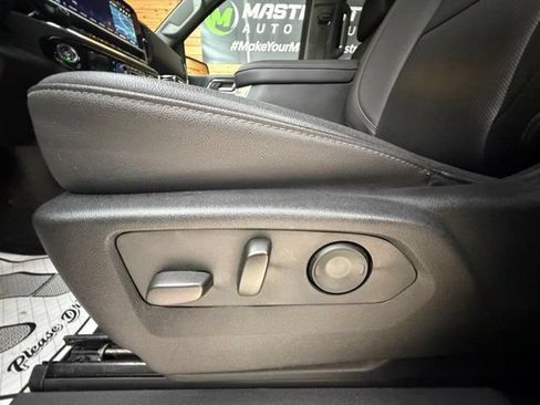Used 2024 Chevrolet Silverado 1500 LTZ w/ Technology Package AWD/4WD image 30