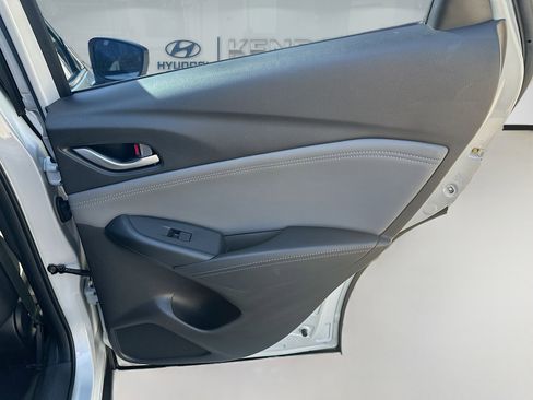 Used 2019 MAZDA CX-3 Touring image 27