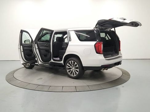 Used 2021 GMC Yukon Denali w/ Denali Premium Package AWD/4WD image 14