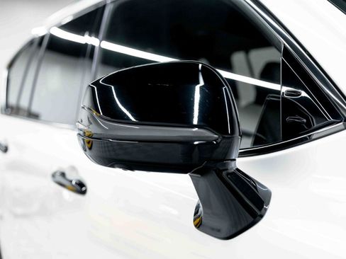 Used 2024 Lexus LX 600 4WD w/ Appearance Package image 17