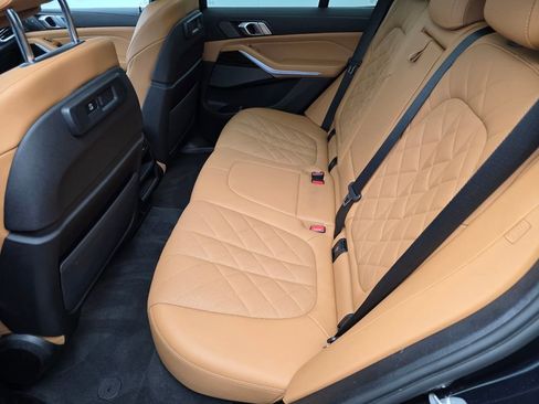 Used 2023 BMW X5 xDrive45e w/ M Sport Package AWD/4WD image 14