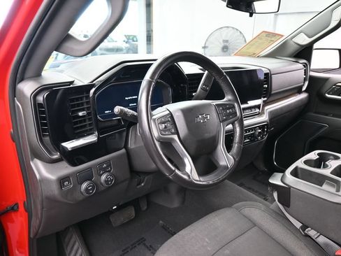 Used 2022 Chevrolet Silverado 1500 RST RWD image 10