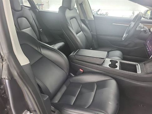 Used 2023 Tesla Model 3 Standard Range RWD image 6