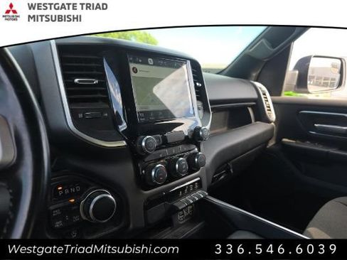 Used 2022 RAM 1500 Big Horn AWD/4WD image 12
