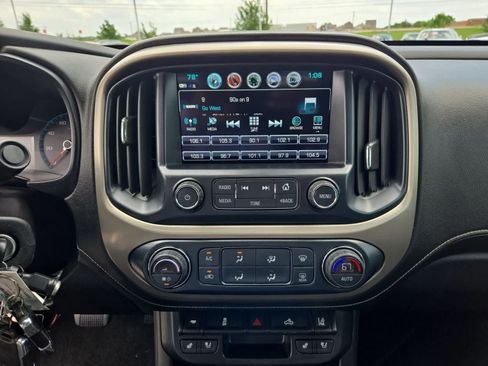 Used 2018 GMC Canyon Denali RWD image 26