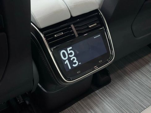 Used 2023 Rivian R1T Launch Edition image 26