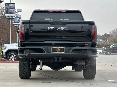 New 2026 GMC Sierra 2500 AT4 w/ AT4 Premium Plus Package image 5