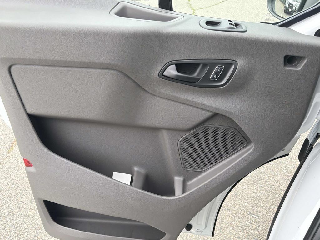 New 2026 Ford Transit 250 Low Roof AWD image 18