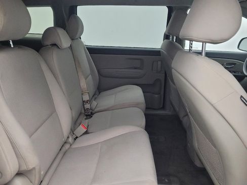 Used 2021 Kia Sedona LX FWD image 19