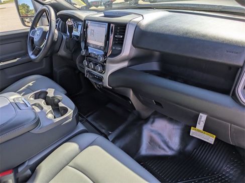 New 2026 RAM 2500 Tradesman w/ Chrome Appearance Group image 28