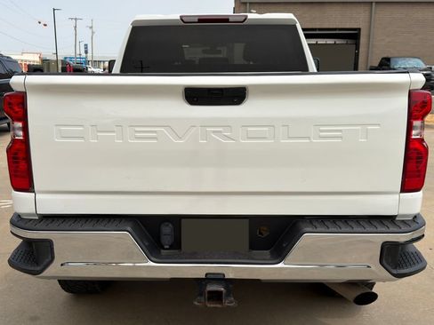 Used 2023 Chevrolet Silverado 2500 LT AWD/4WD image 6