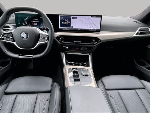 Certified 2025 BMW 330i Sedan RWD image 16