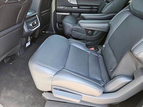 New 2026 Ford Expedition Max Platinum image 15