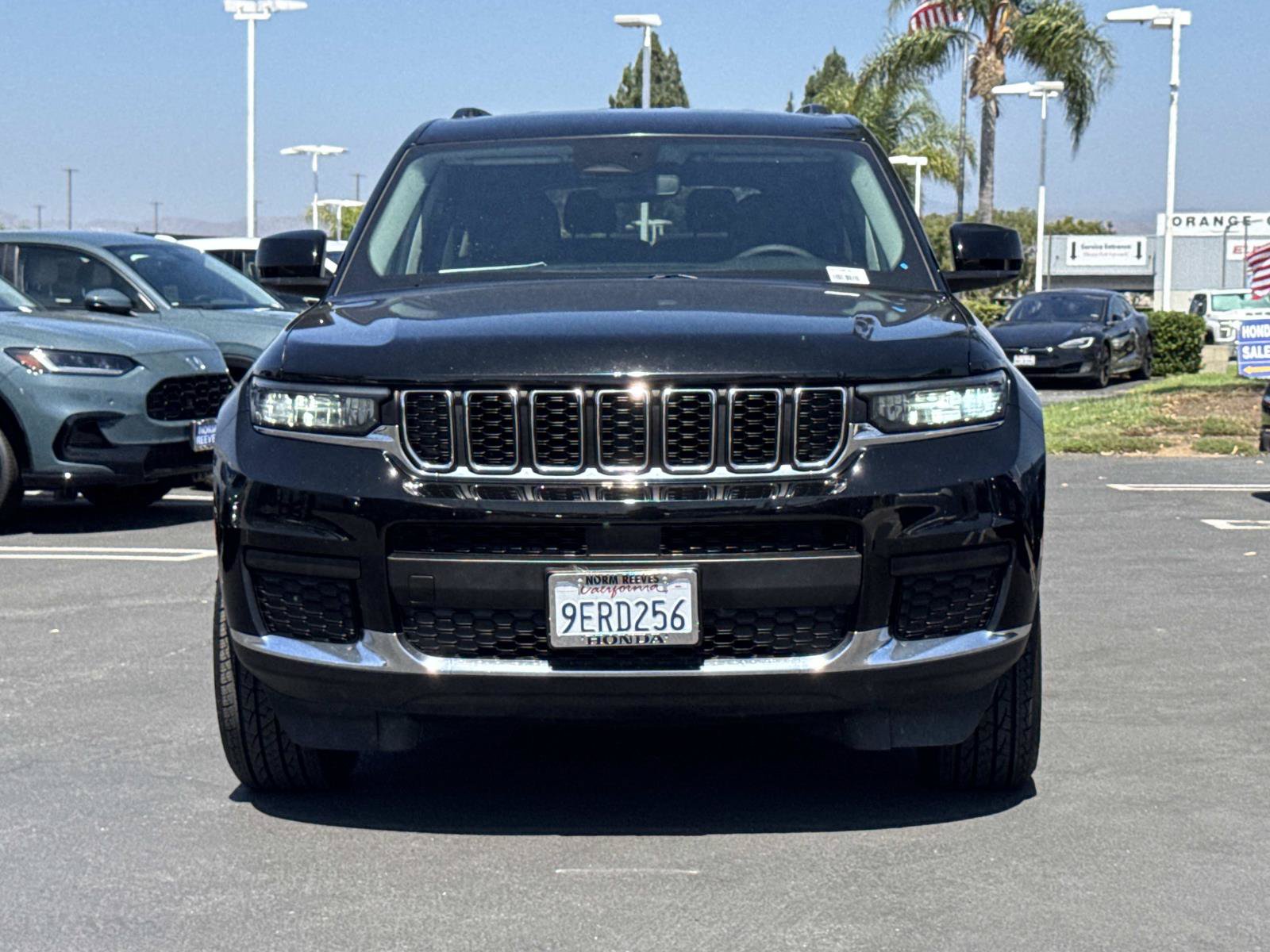 Used 2023 Jeep Grand Cherokee L Laredo AWD/4WD image 8